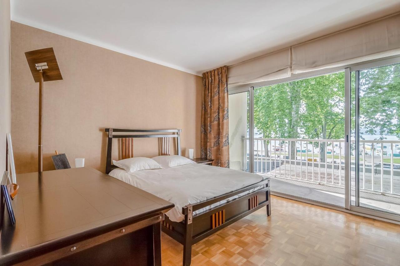 Le Panoramique - Apartment Facing The Lake อานซี ภายนอก รูปภาพ